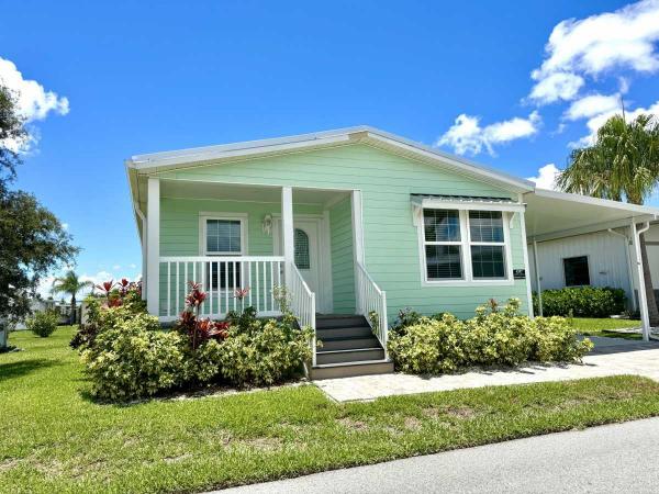 Photo 1 of 2 of home located at 4287 Manatee Loop Unit 5B Punta Gorda, FL 33980