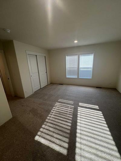 Photo 2 of 22 of home located at 3555 S. Pacific Hwy  Medford, OR 97501