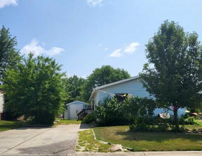 Photo 2 of 3 of home located at 1886 Fenn St. #423 Milford, MI 48381