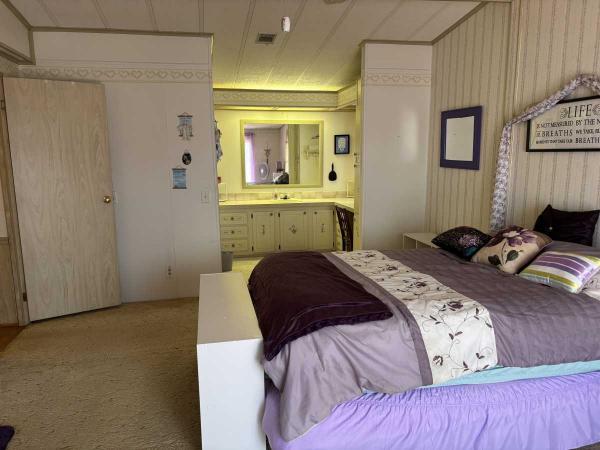 1985 BARR DOUBLEWIDE Mobile Home