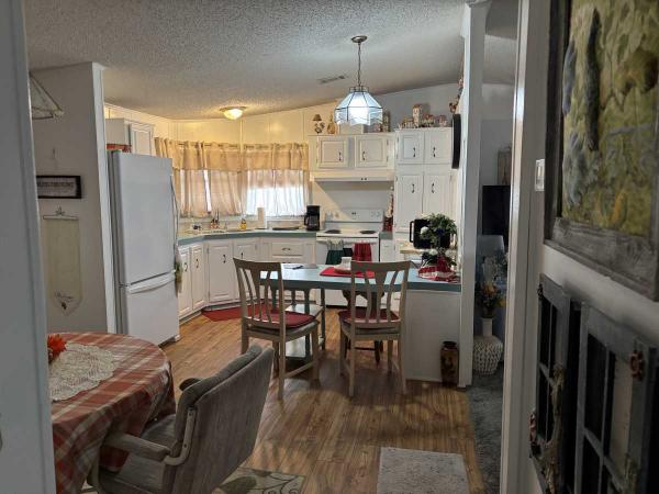 1990 SUNC DOUBLEWIDE Mobile Home