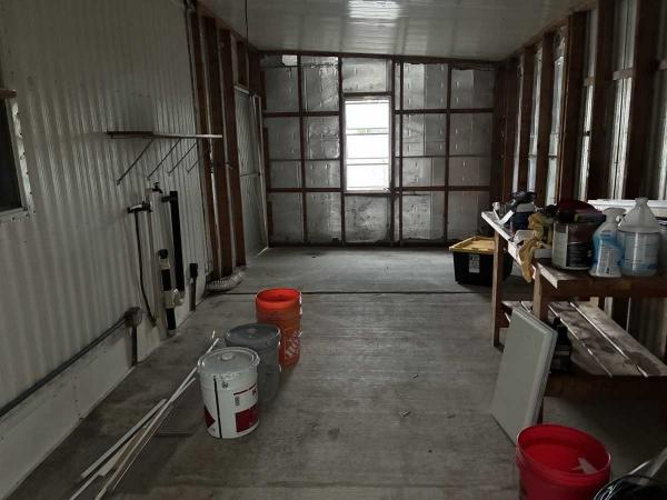1980 Mobile Home
