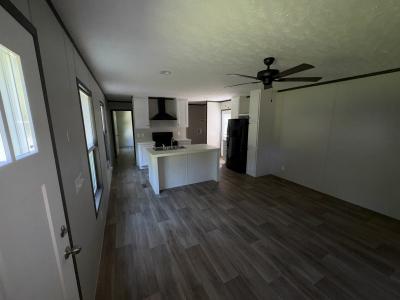Photo 2 of 20 of home located at 1555 W 21st Ave Trlr 42 Covington, LA 70433
