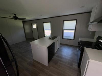 Photo 5 of 20 of home located at 1555 W 21st Ave Trlr 42 Covington, LA 70433