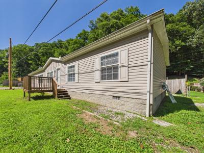 Mobile Home at 870 County Road 128 Ironton, OH 45638