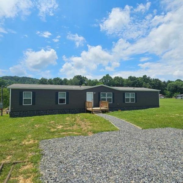 2025 THE EAGLE Mobile Home For Sale