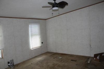 Photo 3 of 5 of home located at 1735 NW Lyman Rd Lot 17 Topeka, KS 66608