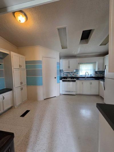 Photo 3 of 10 of home located at 481 Meadows Cir. S. Wixom, MI 48393
