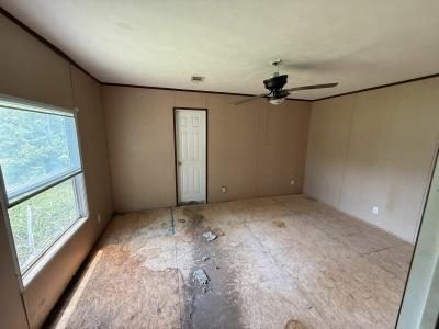 Photo 4 of 19 of home located at 361 Windmill Way Buda, TX 78610