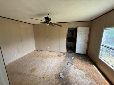 Photo 5 of 19 of home located at 361 Windmill Way Buda, TX 78610
