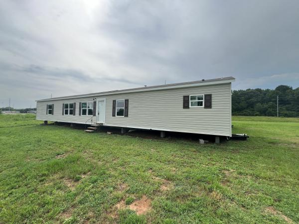 2023 SAVANNAH LIVING Mobile Home For Sale