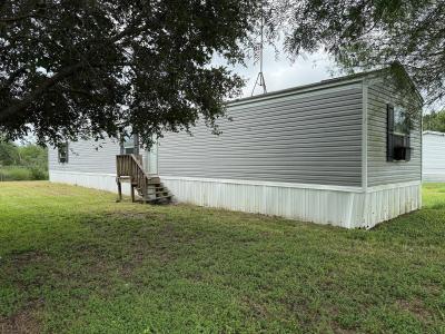 Mobile Home at 8 Aloe Rd Lot 135 Victoria, TX 77905