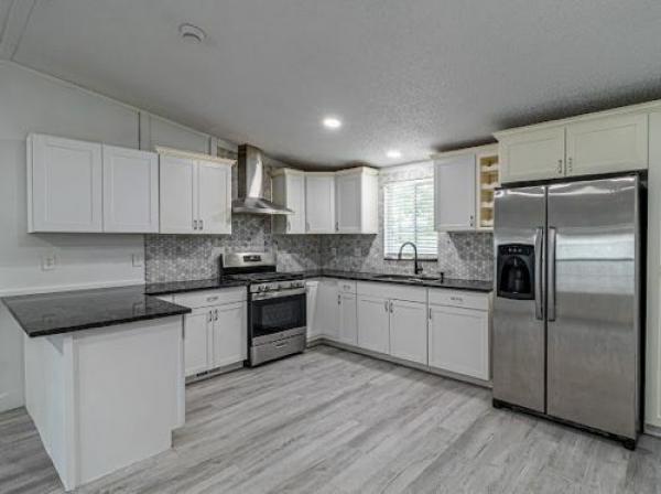 2004 FLEETWOOD Manufactured Home