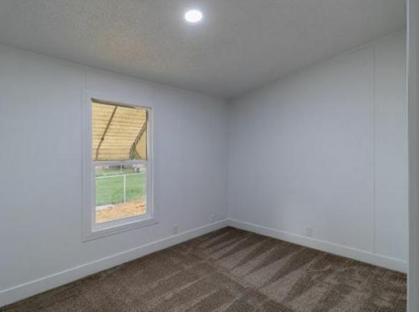 2004 FLEETWOOD Manufactured Home