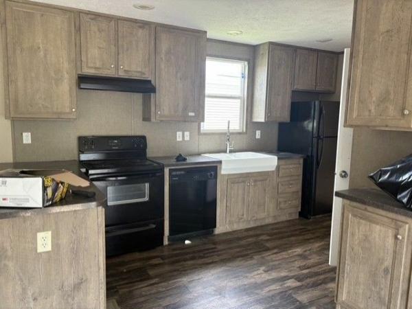 2019 THE ANNIV Manufactured Home