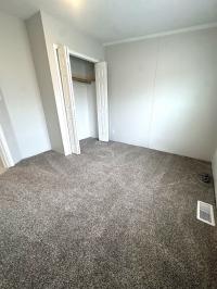 2000 Skyline Manufactured Home