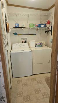 2001 Pine Grove Manufactured Home