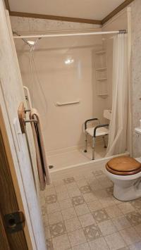 2001 Pine Grove Manufactured Home
