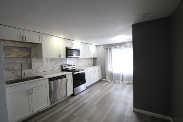 1972 SHEB Manufactured Home