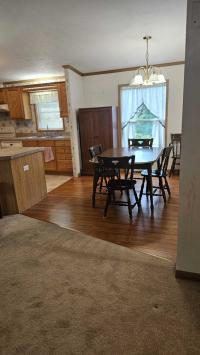 2001 Pine Grove Manufactured Home