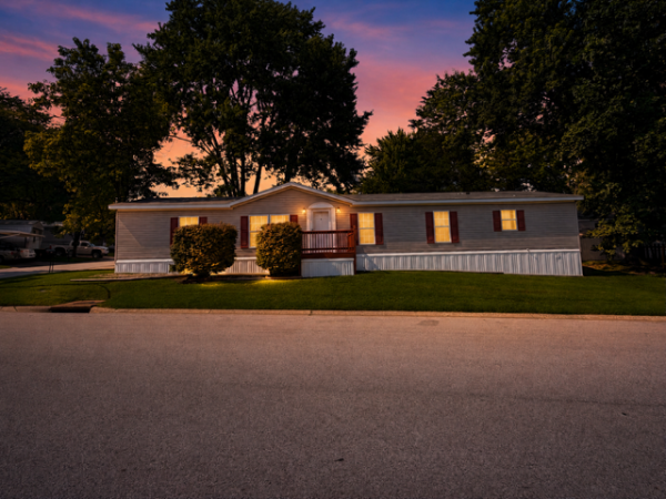 SUNSHINE Mobile Home For Sale