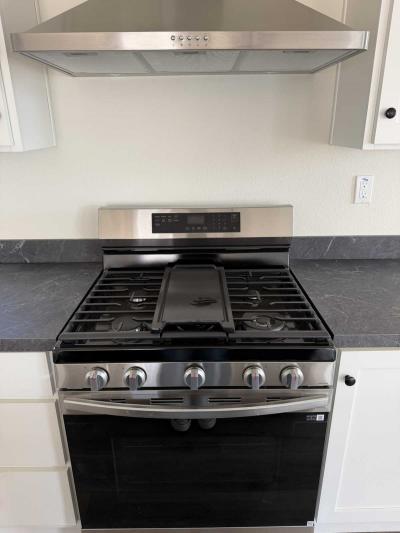 Photo 6 of 21 of home located at 1490 East 6th Street #40 Beaumont, CA 92223