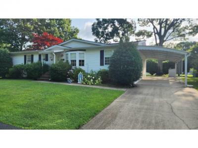 Mobile Home at 638 Fresh Pond Ave. #371 Calverton, NY 11933