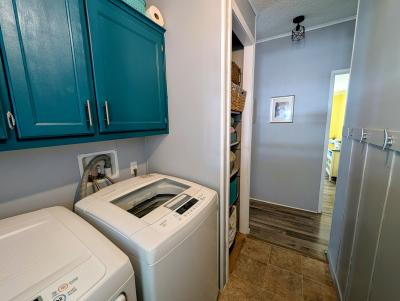 Photo 4 of 23 of home located at 8904 W Forest View Drive Homosassa, FL 34448
