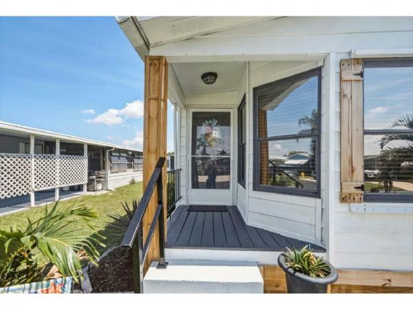 1987 Glenbrook Manufactured Home