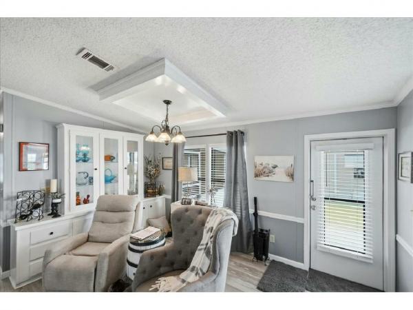 1987 Glenbrook Manufactured Home