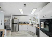 1987 Glenbrook Manufactured Home