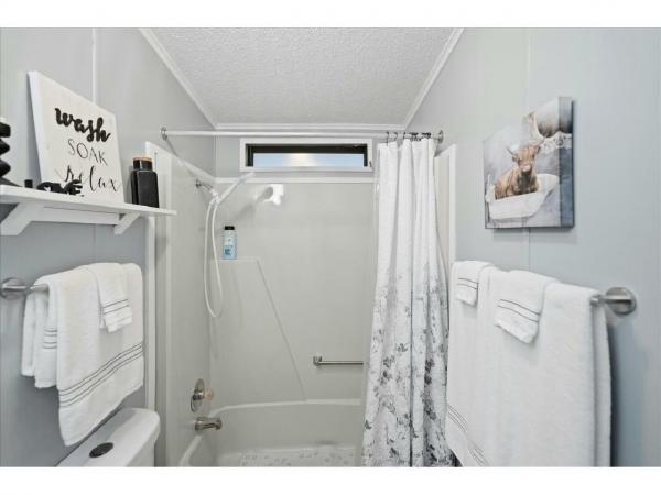 1987 Glenbrook Manufactured Home