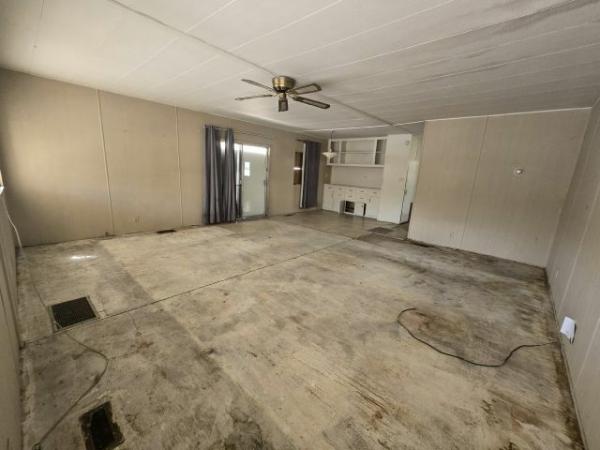 1965 PACEMAKER Manufactured Home