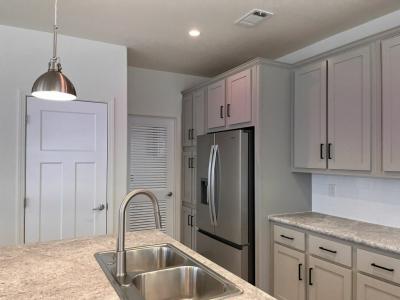 Photo 4 of 20 of home located at 2501 W Wickenburg Way Sp Lot 331 Wickenburg, AZ 85390