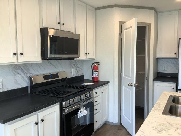 2026 Clayton 95PLH28523C Mobile Home