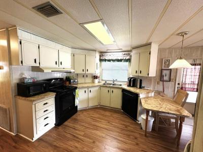 Photo 5 of 20 of home located at 10638 SW 27th Ter Ocala, FL 34476