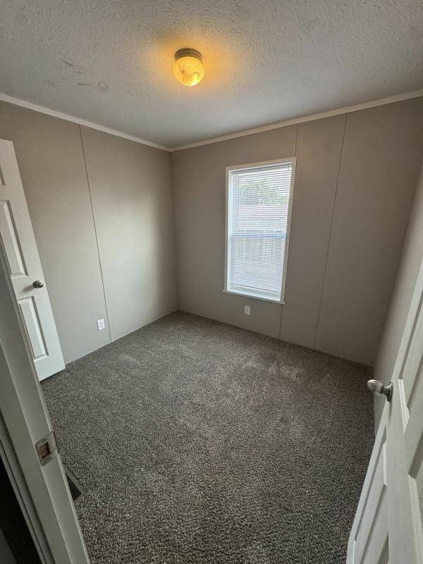 Photo 1 of 2 of home located at 5112 N Fairmount Street #22 Davenport, IA 52806