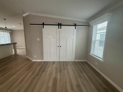 Photo 2 of 12 of home located at 934 Cayman Avenue Venice, FL 34285