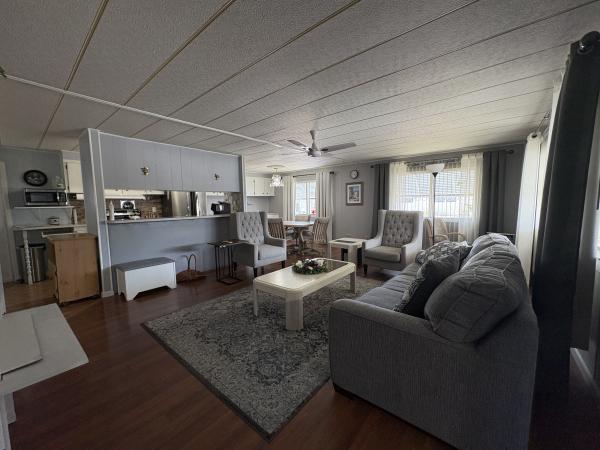 1973 BELM Double Mobile Home