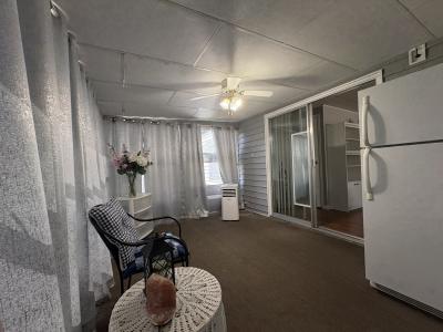 Photo 4 of 8 of home located at 3027 Viola Drive Sarasota, FL 34239