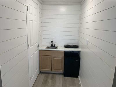 Photo 5 of 6 of home located at 1419 26th Avenue West, Studio 2 Bradenton, FL 34205