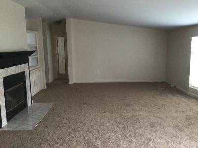 Photo 3 of 7 of home located at 5702 Angola Rd. #260 Toledo, OH 43615