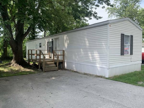 2005  Mobile Home For Sale