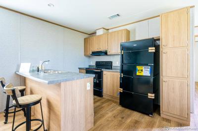 Mobile Home at 160 Forrest Ave., Lot #12 Springfield, IL 62702