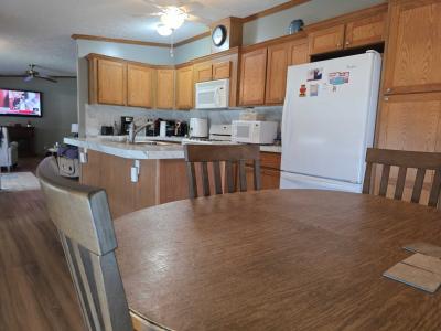 Photo 5 of 17 of home located at 228 Pin Oak Circle Elyria, OH 44035