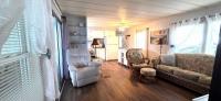 1980 Hillcrest Mobile Home
