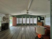 1990 Palm Harbor Manufactured Home