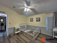 1990 Palm Harbor Manufactured Home