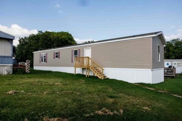 Photo 1 of 2 of home located at 10300 Russellville Road #32 Guthrie, KY 42234