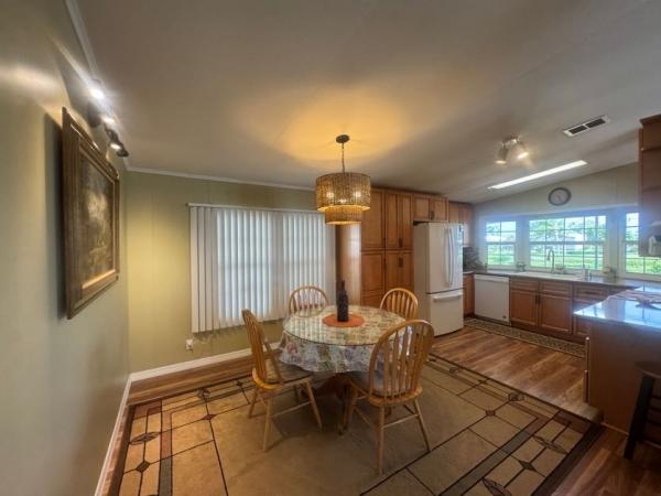 1986 Manufactured Home